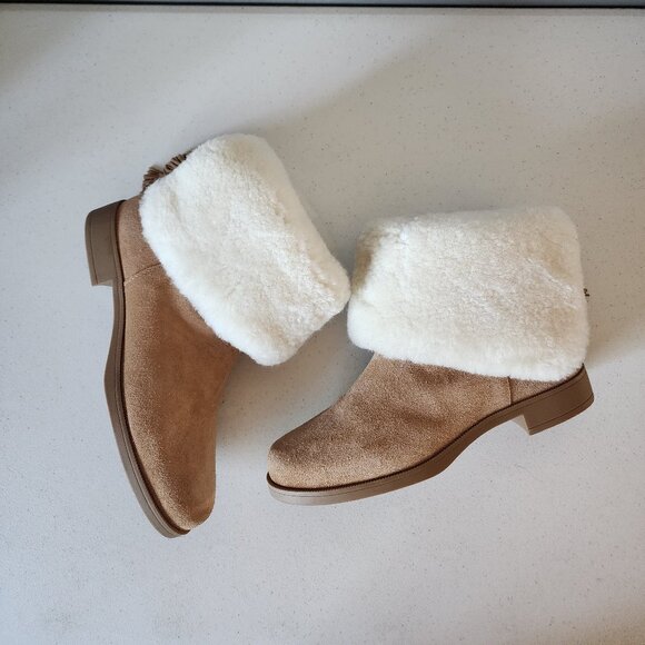 Larroude Suede Bootie "NEW" - Picture 7 of 16